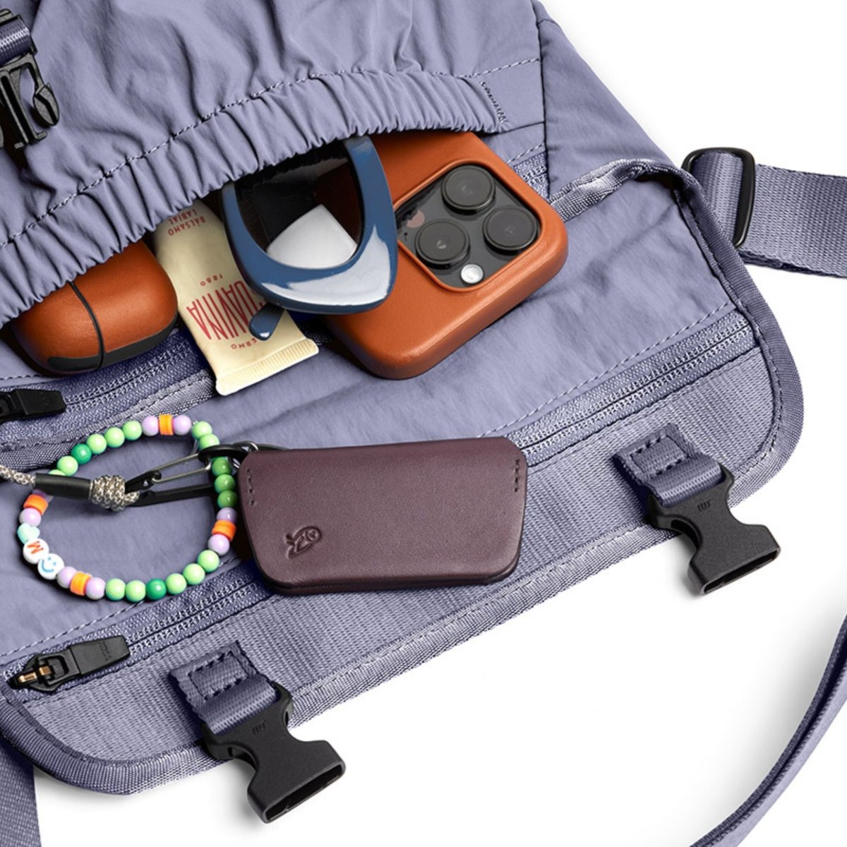 Bellroy Cinch Mini Messenger in Lilac Haze