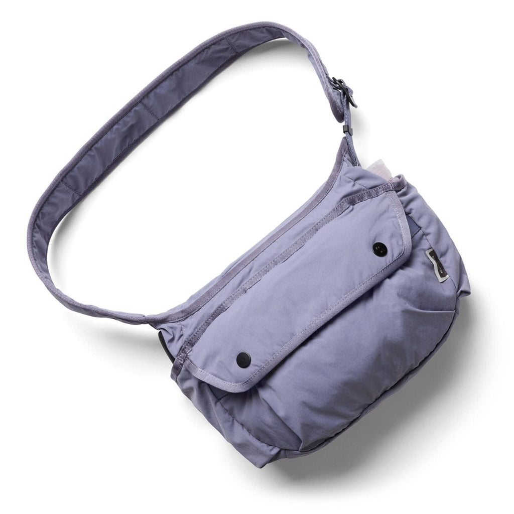 Bellroy Cinch Sling in Lilac Haze