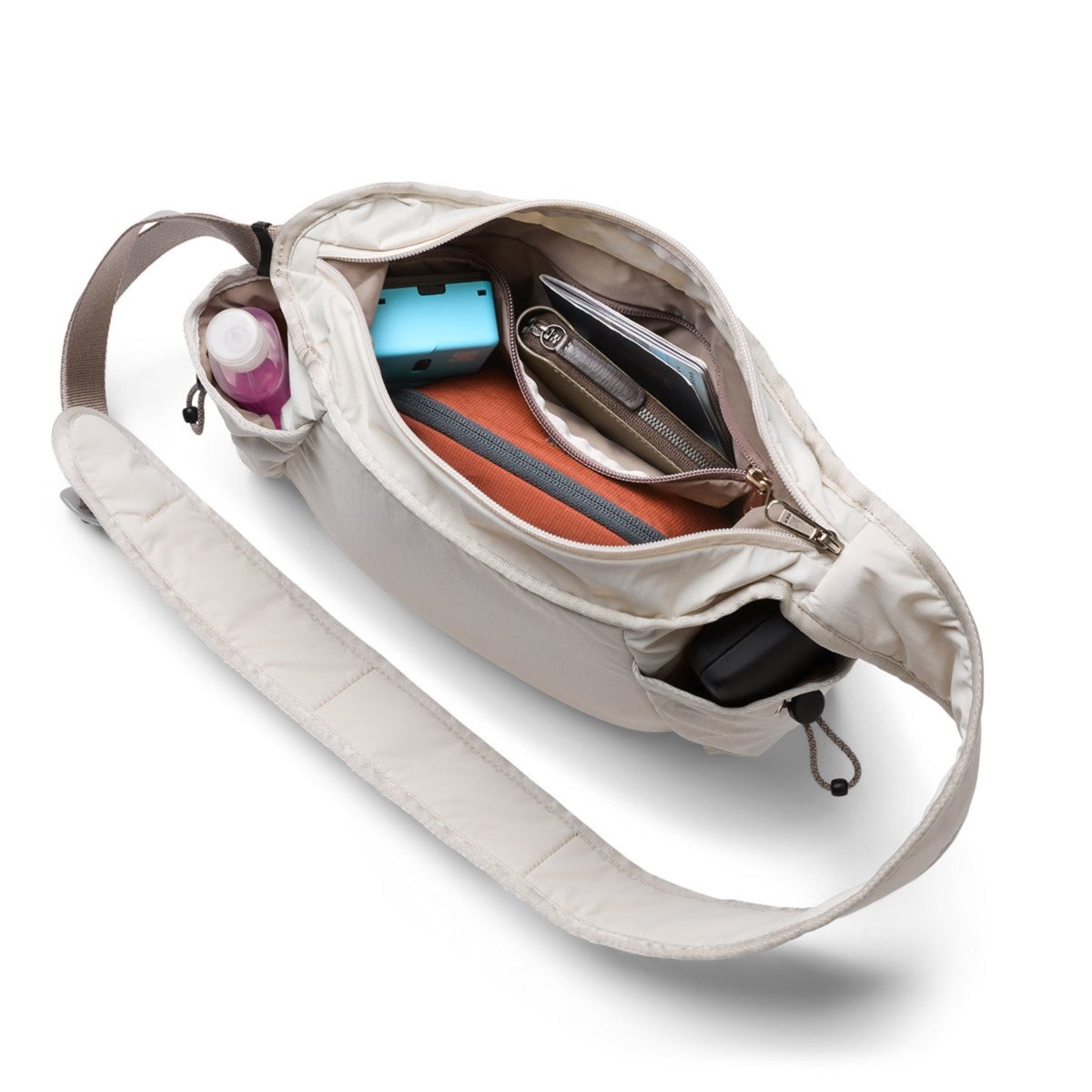 Bellroy Cinch Sling in Oat