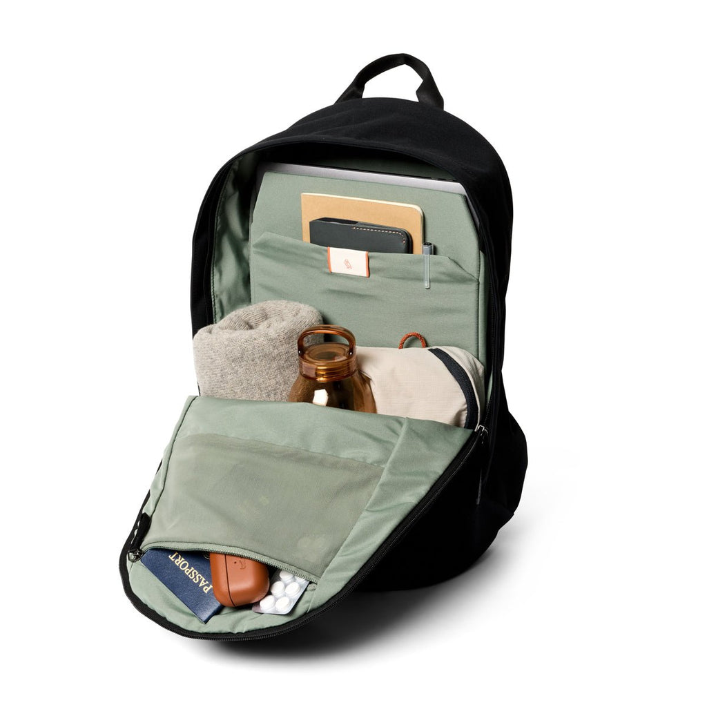 Bellroy Classic Backpack 20L in Black