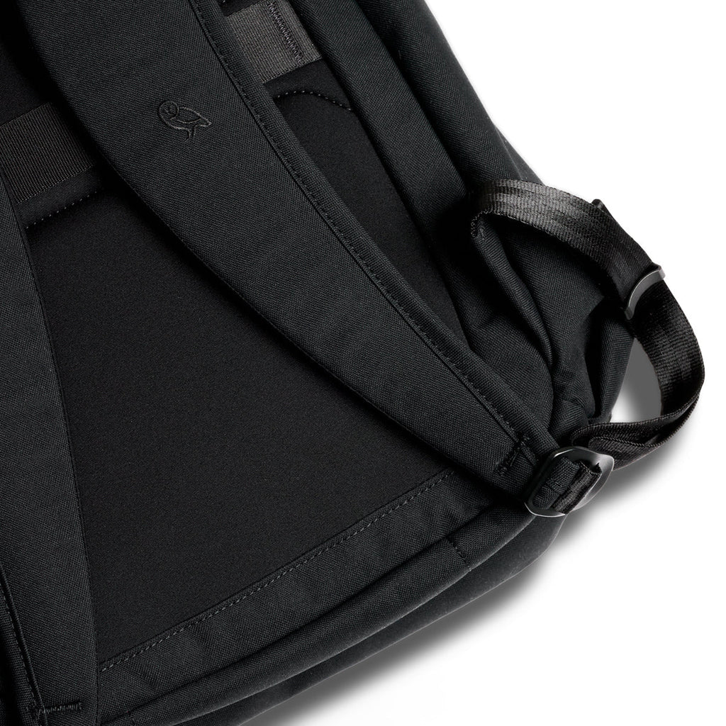 Bellroy Classic Daypack 21L in Black