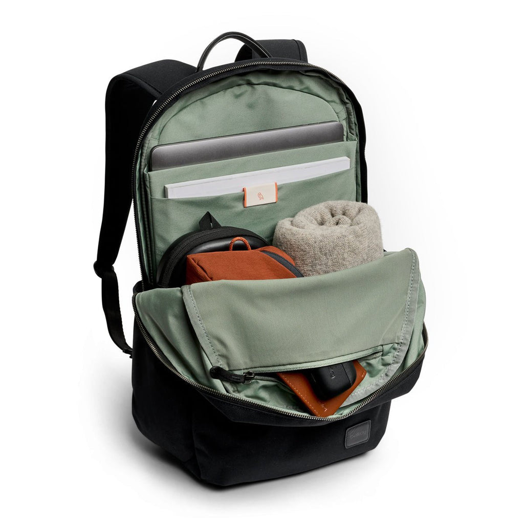 Bellroy Classic Daypack 21L in Black