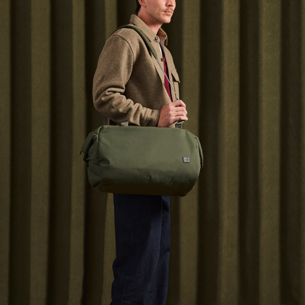 Bellroy Classic Duffel 35L in Olive