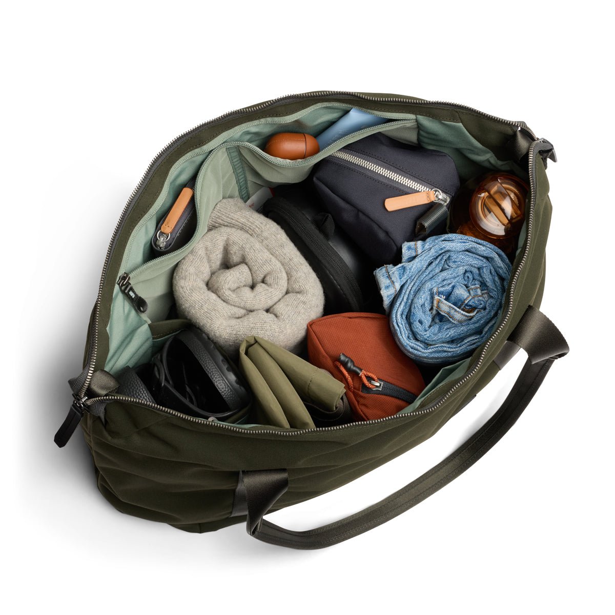 Bellroy Classic Getaway Bag 28L in Olive