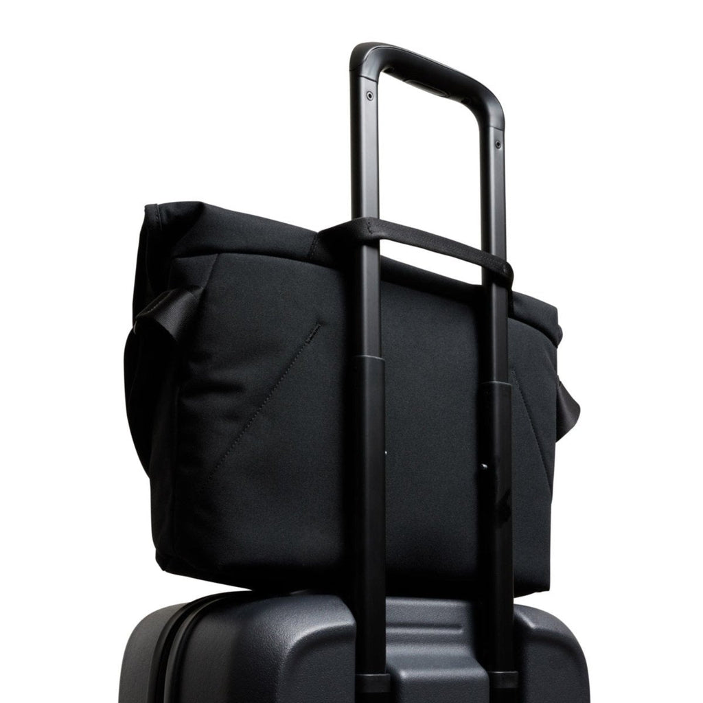 Bellroy Classic Messenger 13L in Black