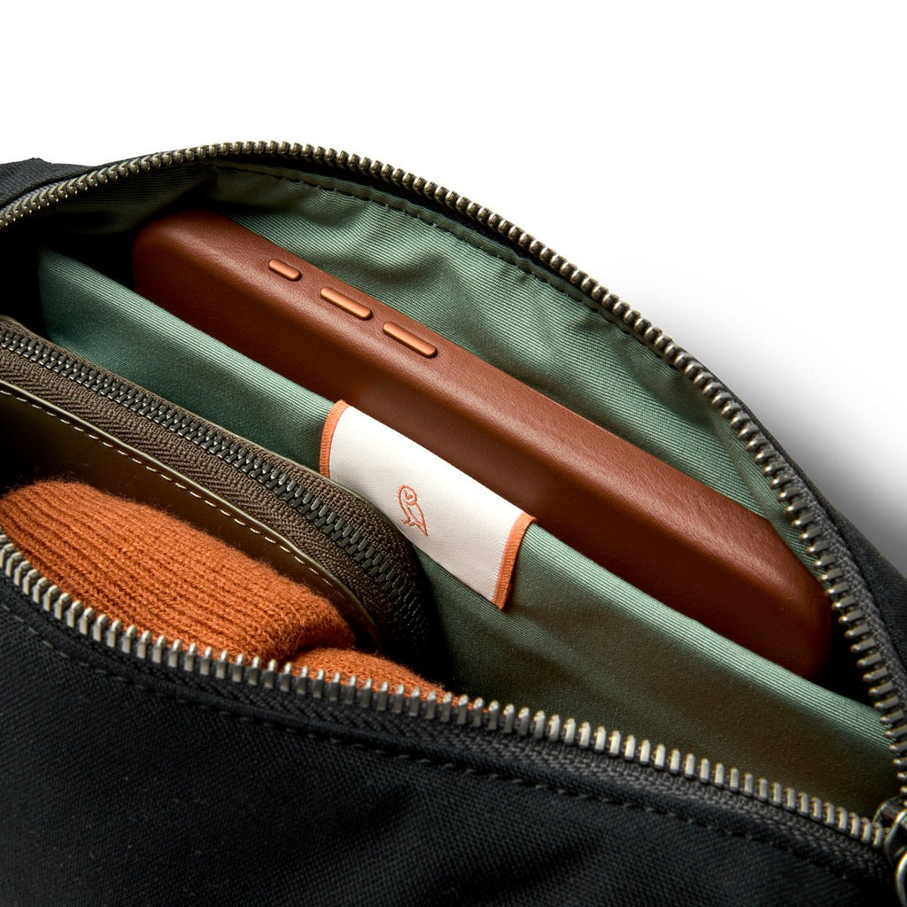 Bellroy Classic Sling 3L in Black