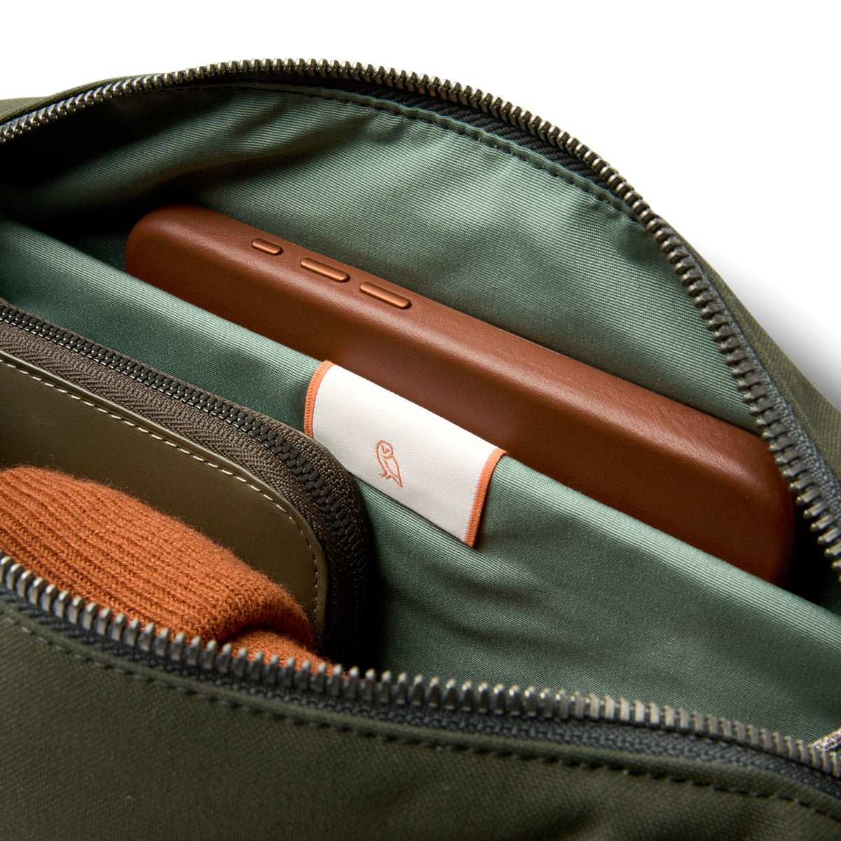 Bellroy Classic Sling 5L in Olive
