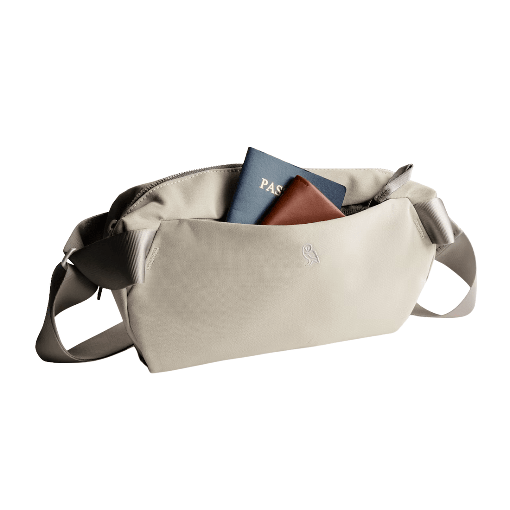 Bellroy Classic Sling 5L in Steel