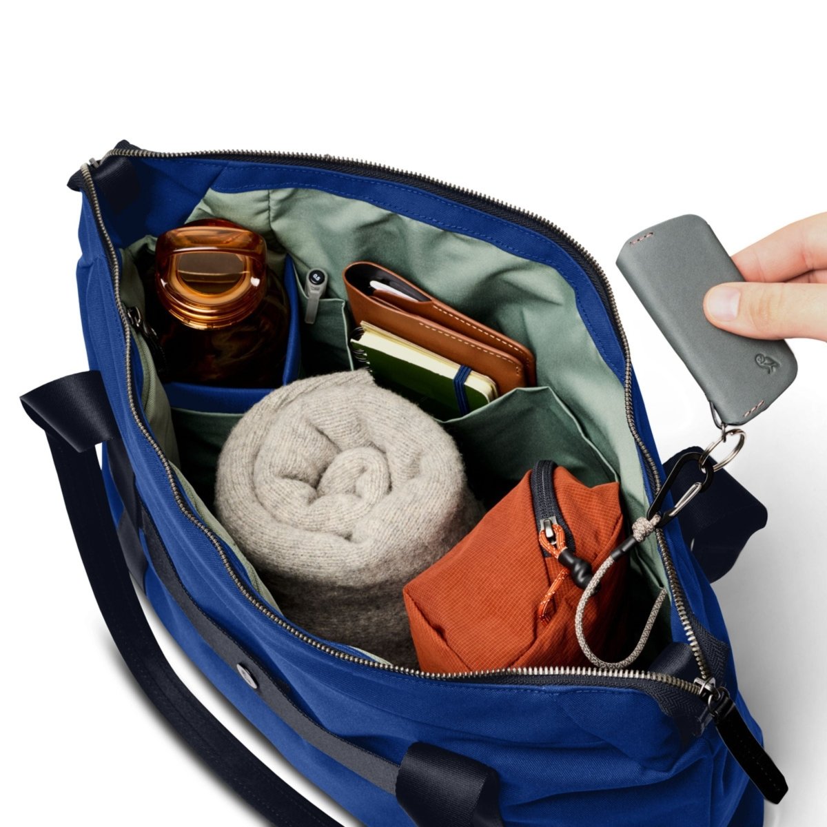 Bellroy Classic Tote 16L in Indigo