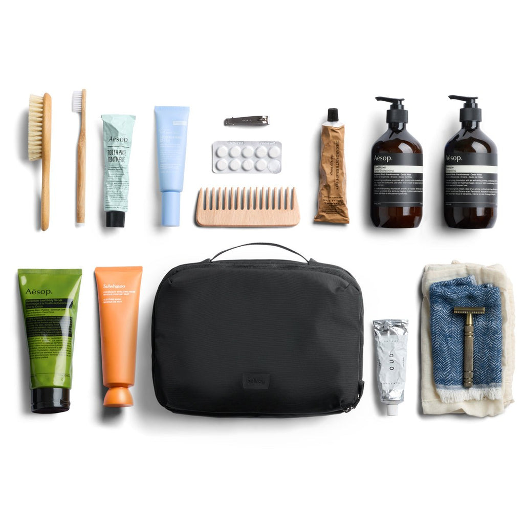 Bellroy Hanging Toiletry Kit Plus in Black