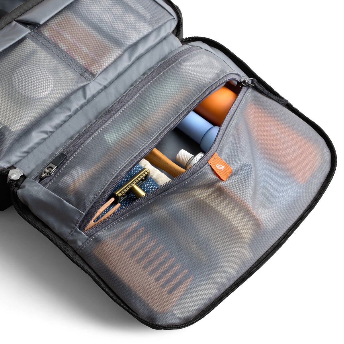 Bellroy Hanging Toiletry Kit Plus in Black
