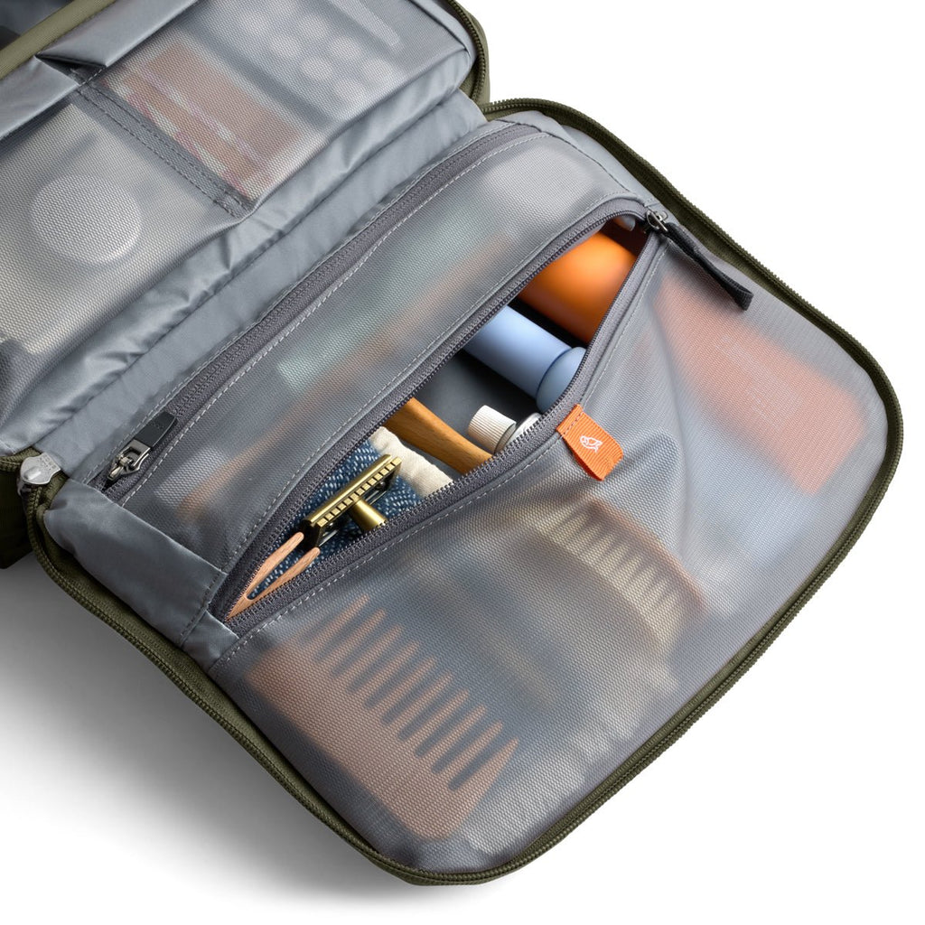 Bellroy Hanging Toiletry Kit Plus in Seakelp