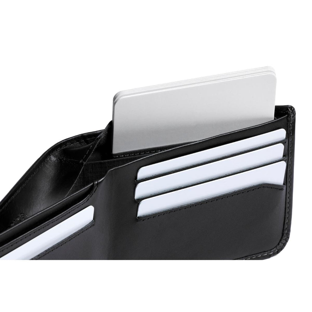 Bellroy Hide & Seek Lo in Black