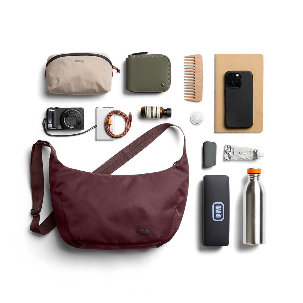 Bellroy Laneway Crescent Bag 7L in Fig