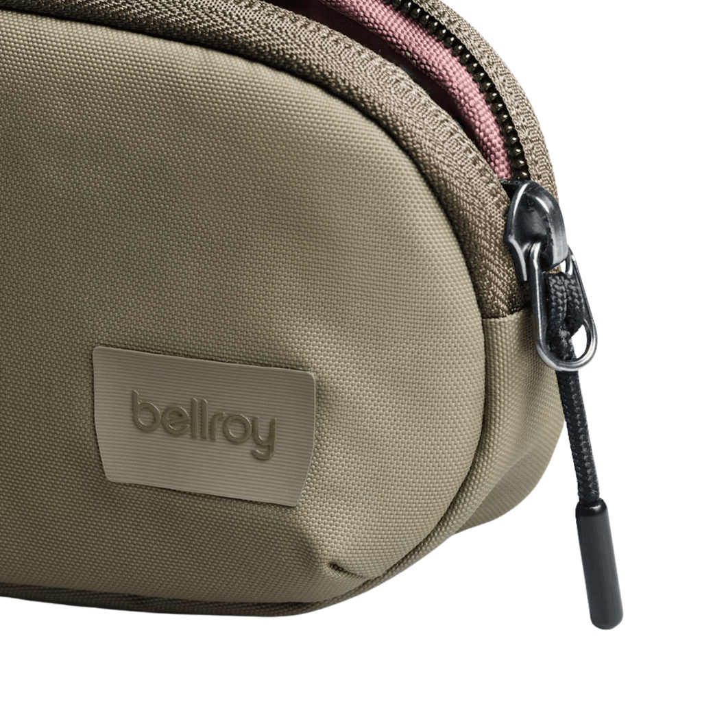 Bellroy Laneway Sunglasses Pocket in Sea Kelp