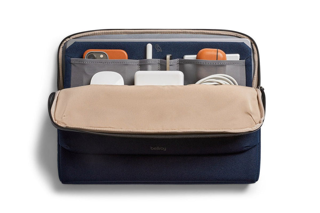 Bellroy Laptop Caddy 14" in Black