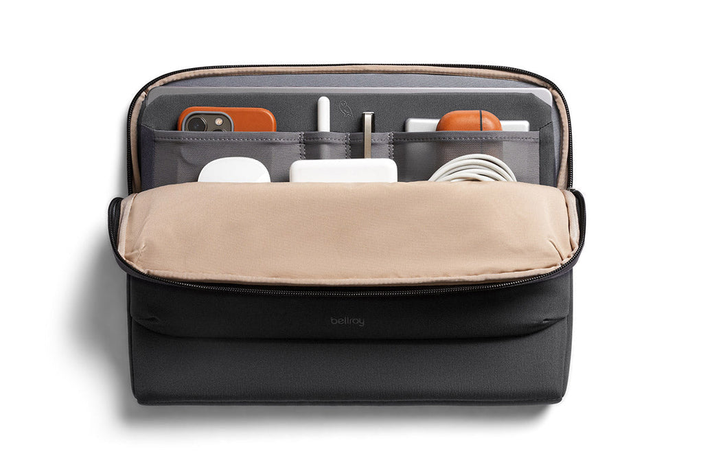 Bellroy Laptop Caddy 14" in Black