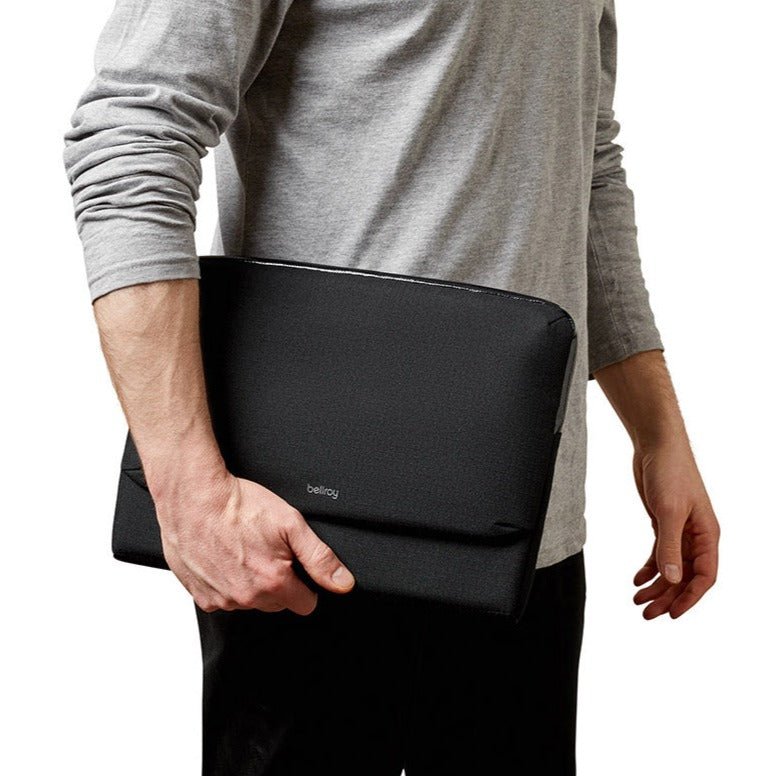 Bellroy Laptop Caddy 16" in Black