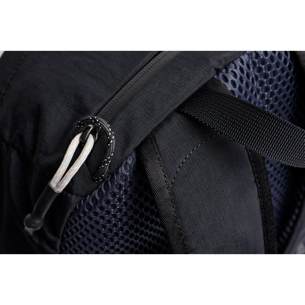 Bellroy Lite Daypack in Black