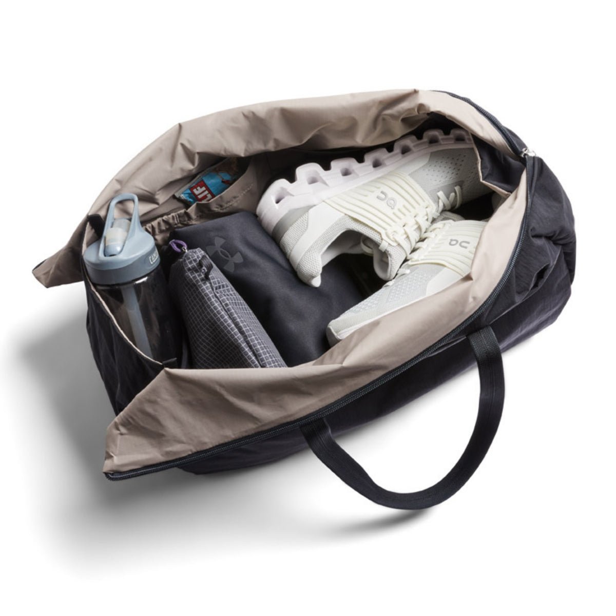 Bellroy Lite Duffel 30L in Black