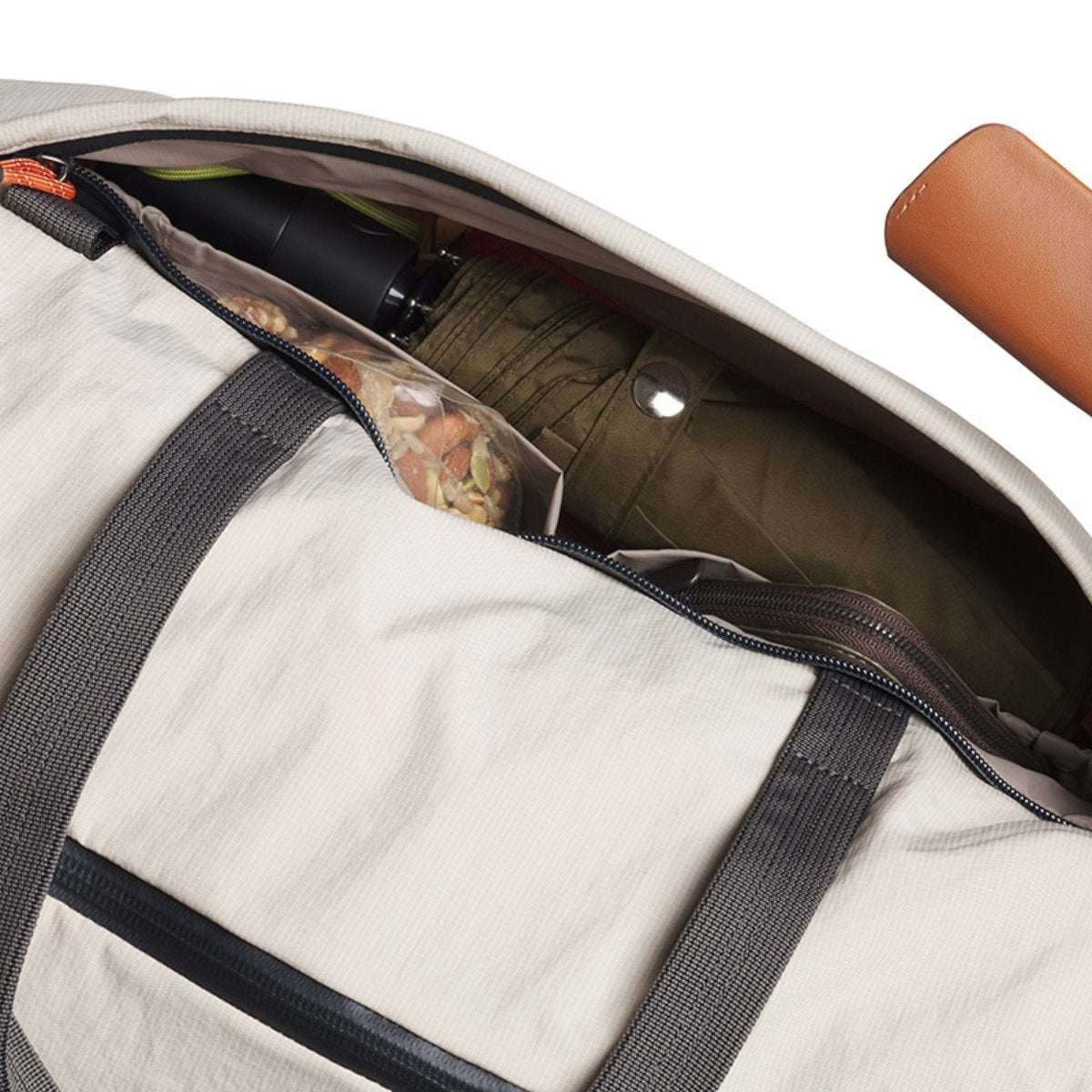 Bellroy Lite Duffel 40L in Ash
