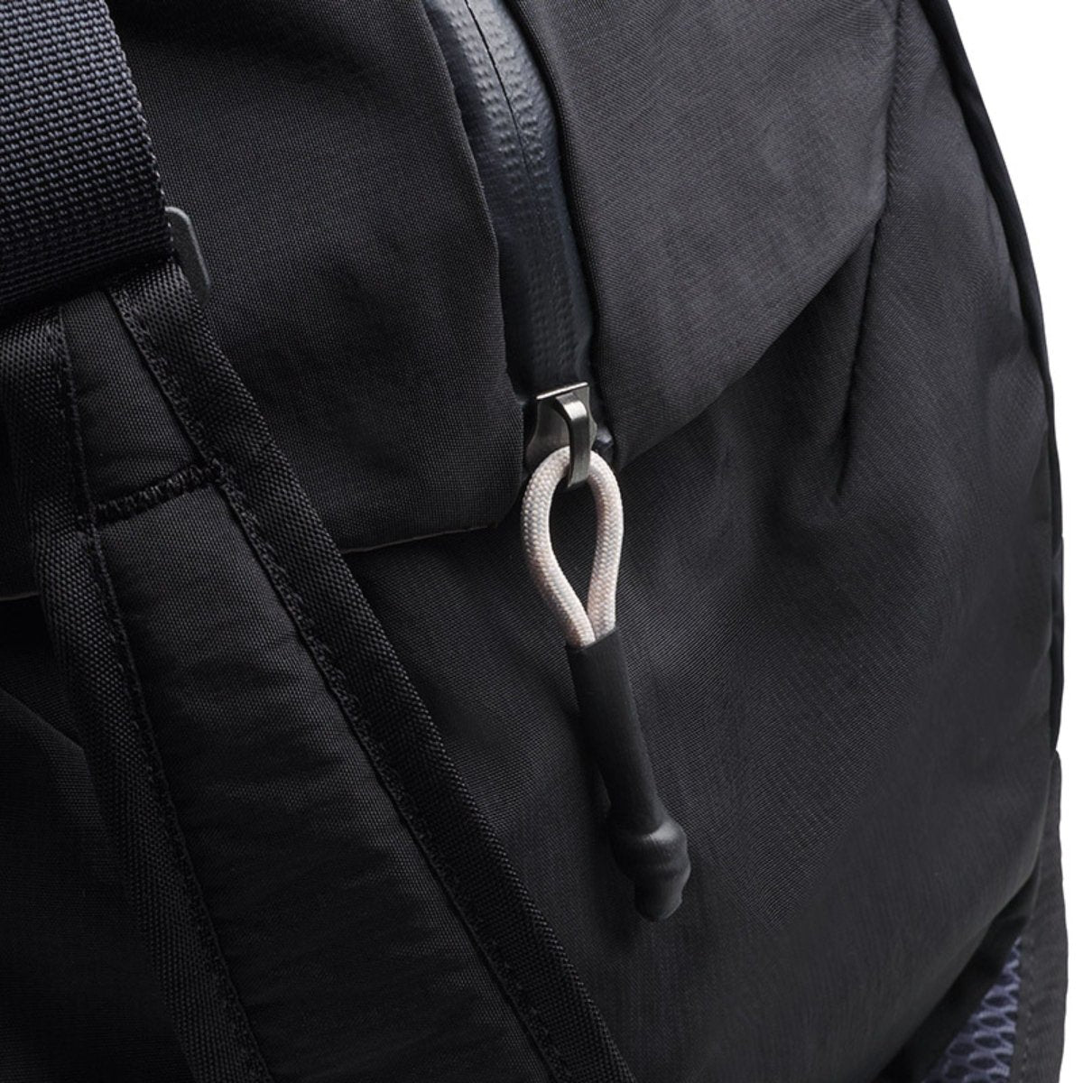 Bellroy Lite Duffel 40L in Black