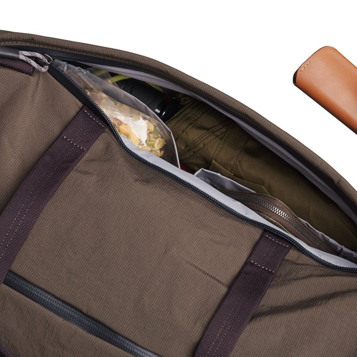 Bellroy Lite Duffel 40L in River Rock