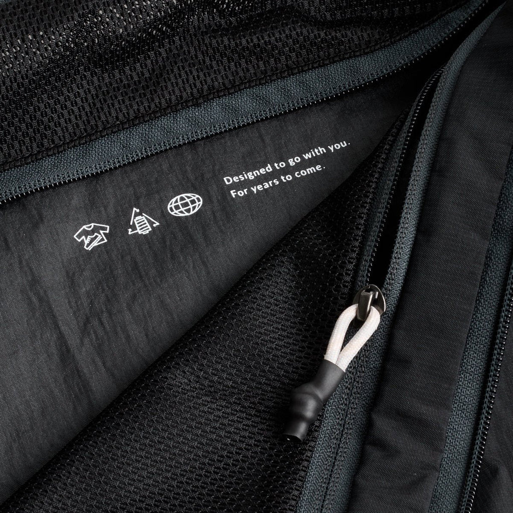 Bellroy Lite Packing Cube 12L in Black