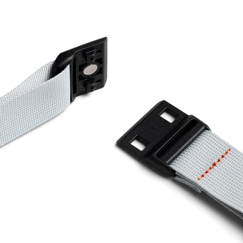 Bellroy Lite Sling in Fog