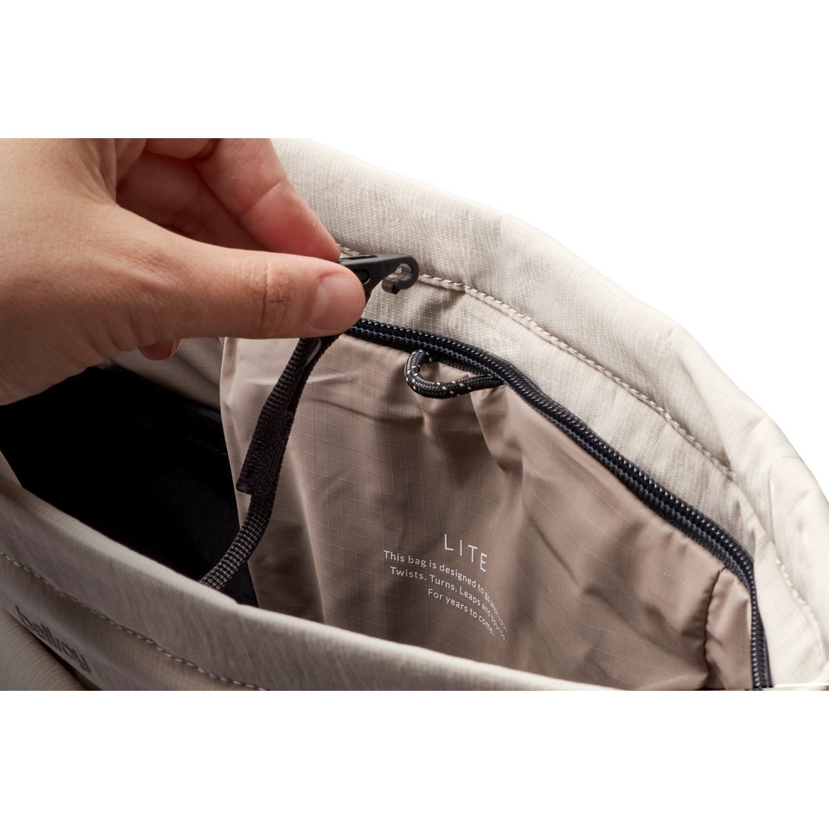 Bellroy Lite Totepack 18L in Ash