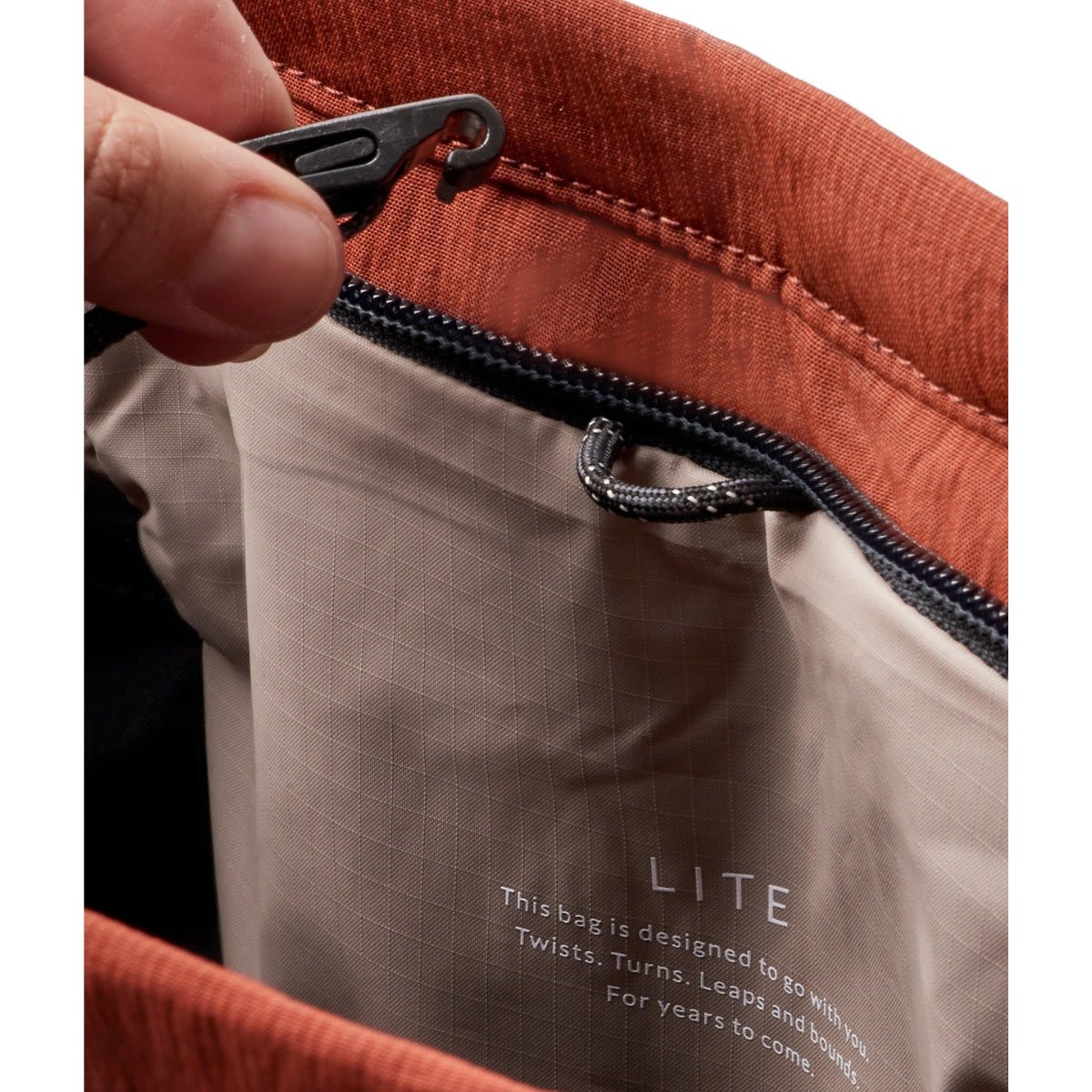Bellroy Lite Totepack 18L in Clay