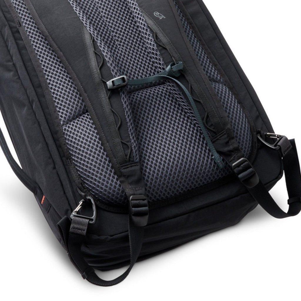 Bellroy Lite Travel Pack 30L in Black