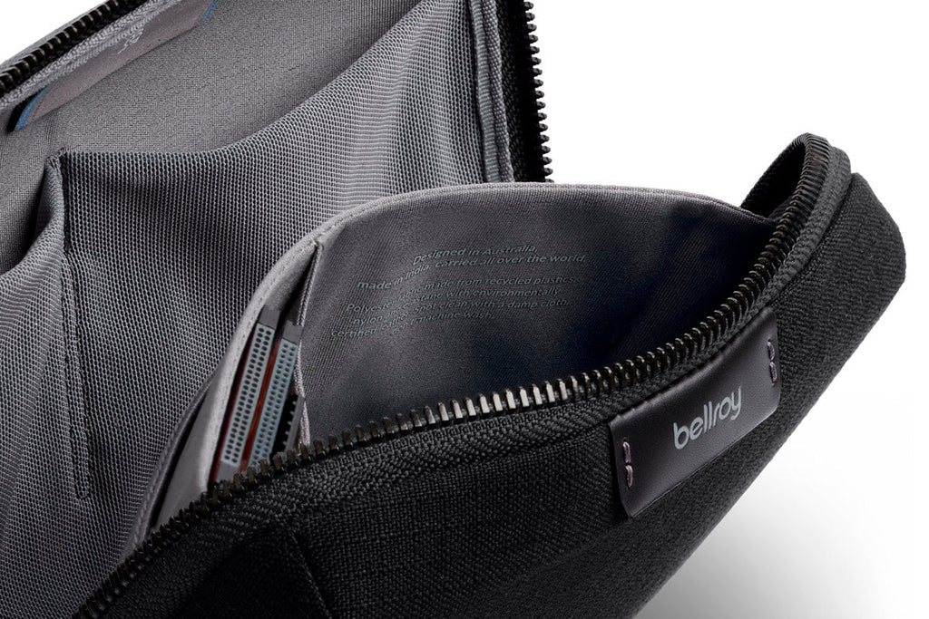 Bellroy Tech Kit Compact in Black