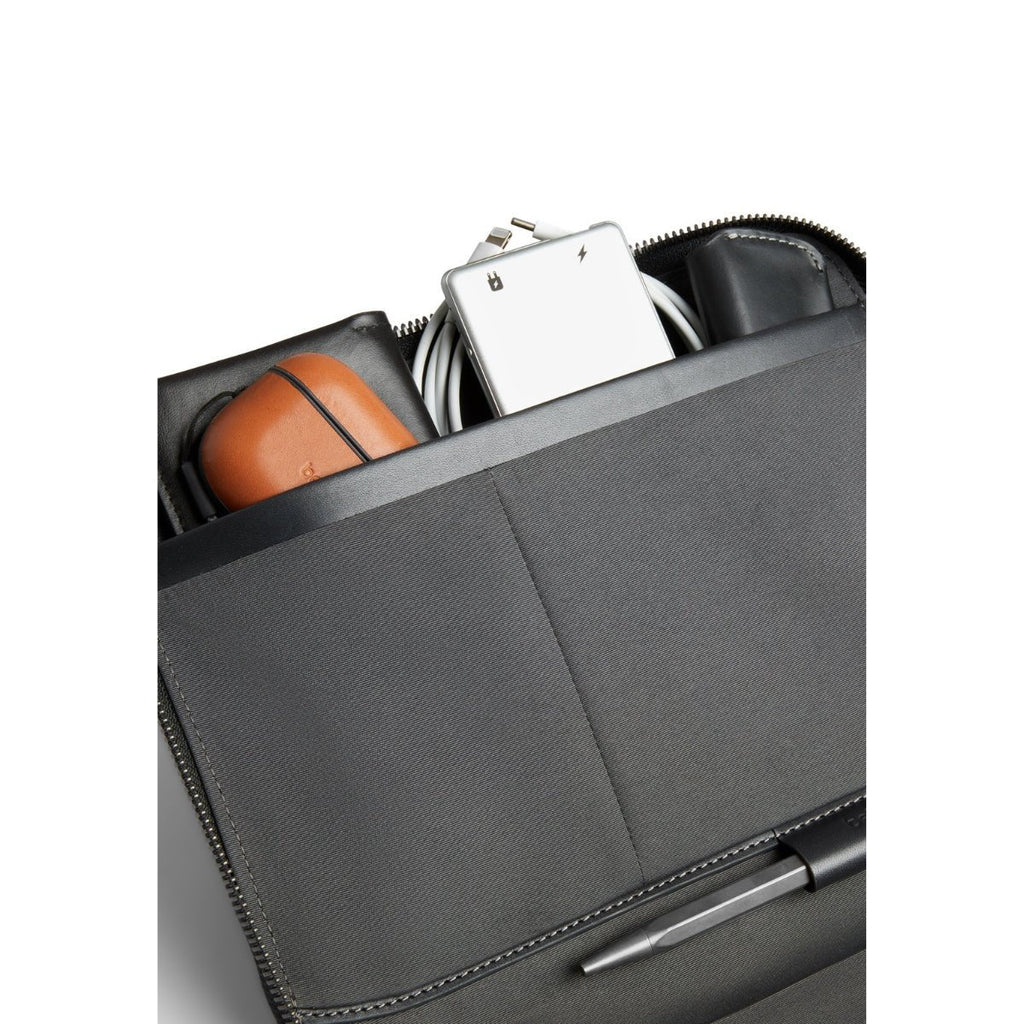 Bellroy Tokyo Folio 8" in Raven