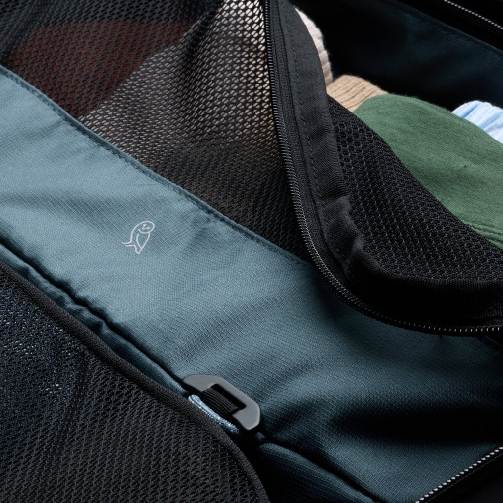 Bellroy Transit Carry-On in Chalk
