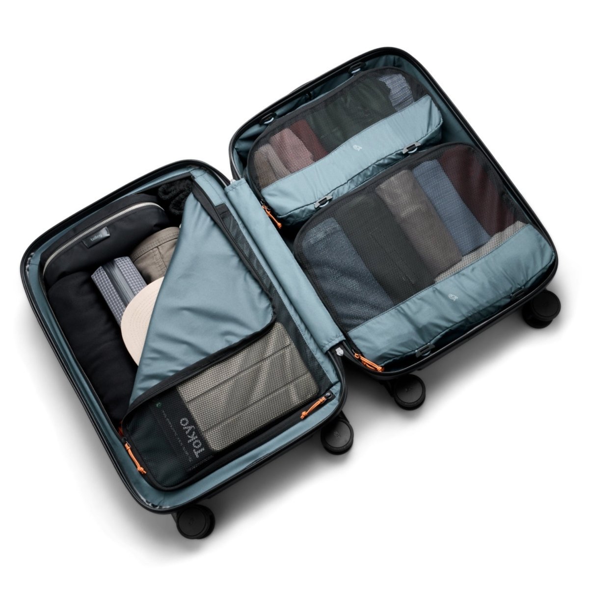Bellroy Transit Carry-On Plus in Chalk