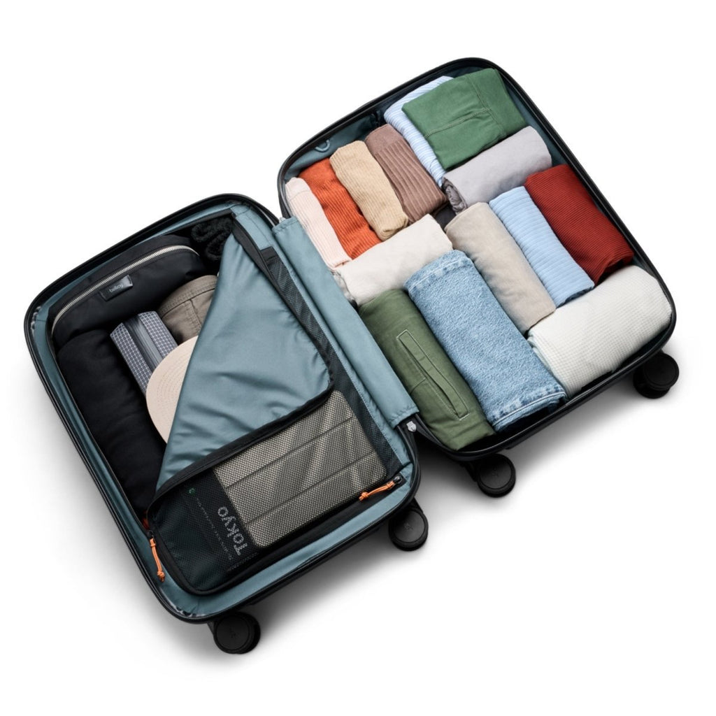 Bellroy Transit Carry-On Plus in Chalk