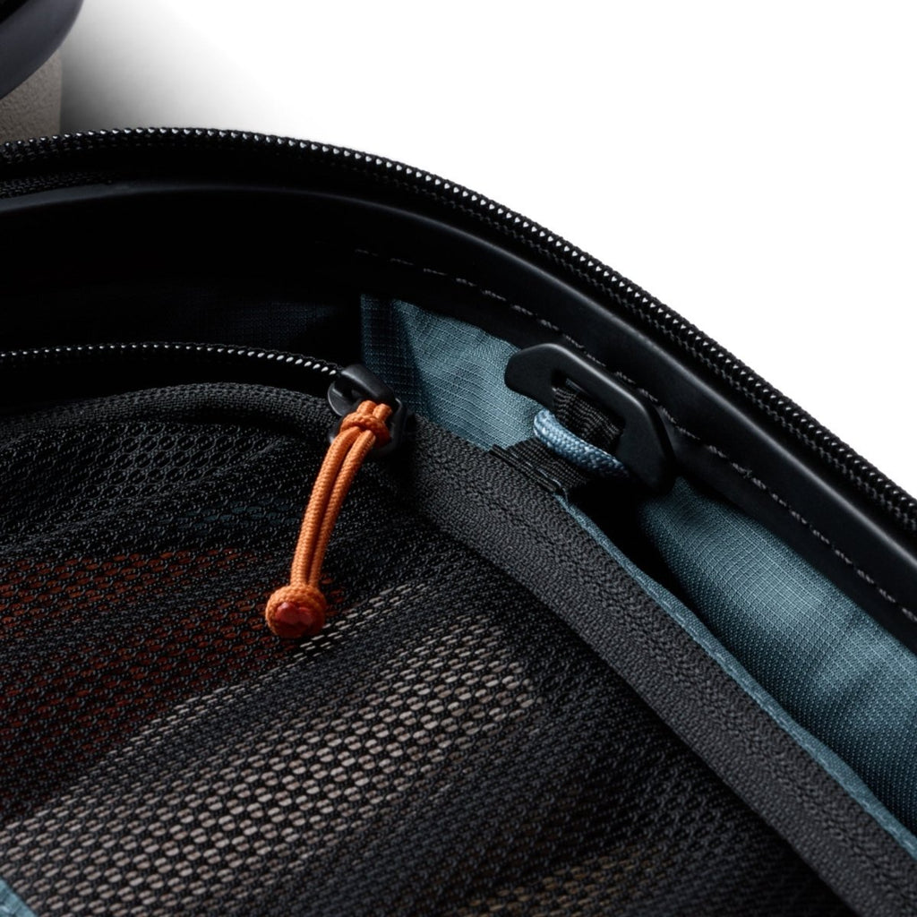 Bellroy Transit Carry-On Plus in Chalk