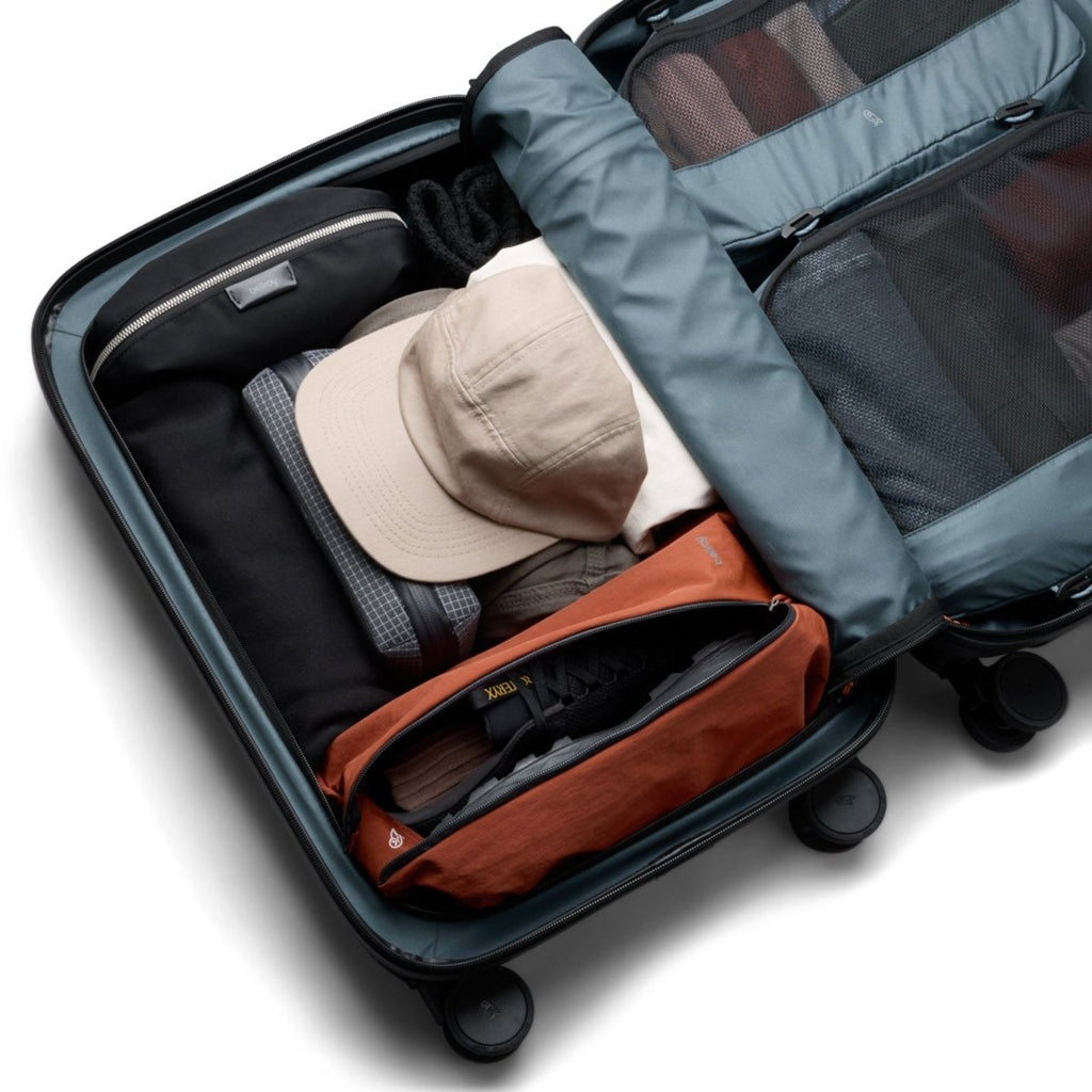 Bellroy Transit Carry-On Plus in Chalk