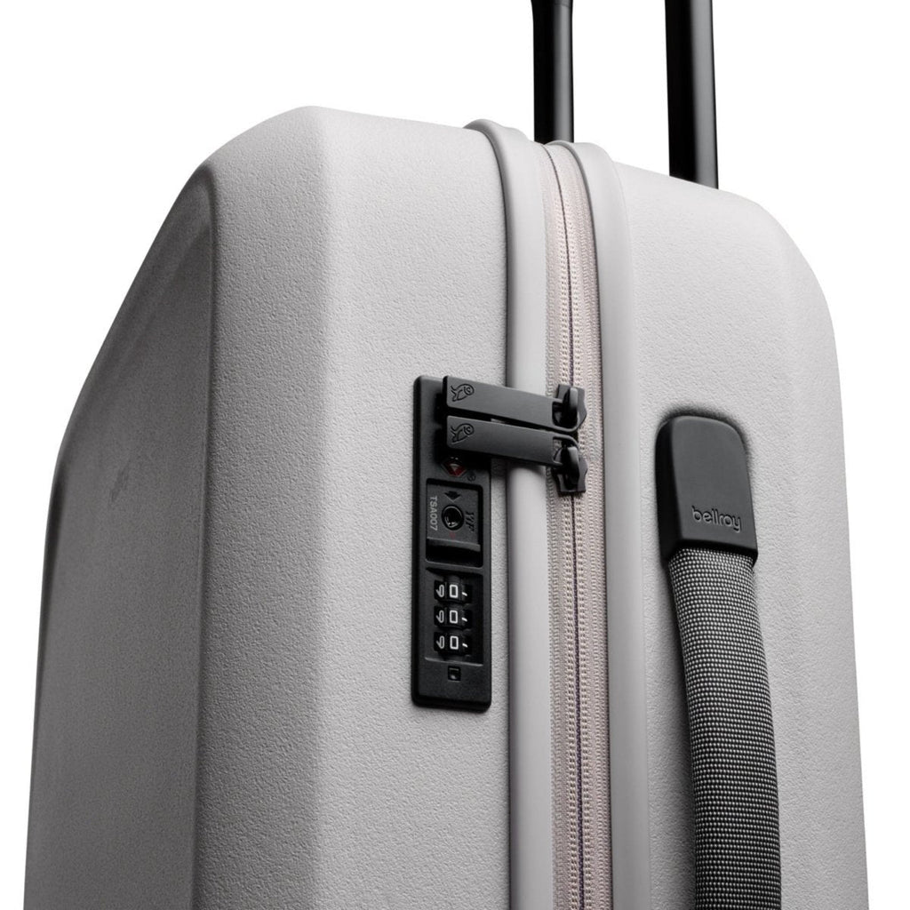 Bellroy Transit Carry-On Plus in Chalk