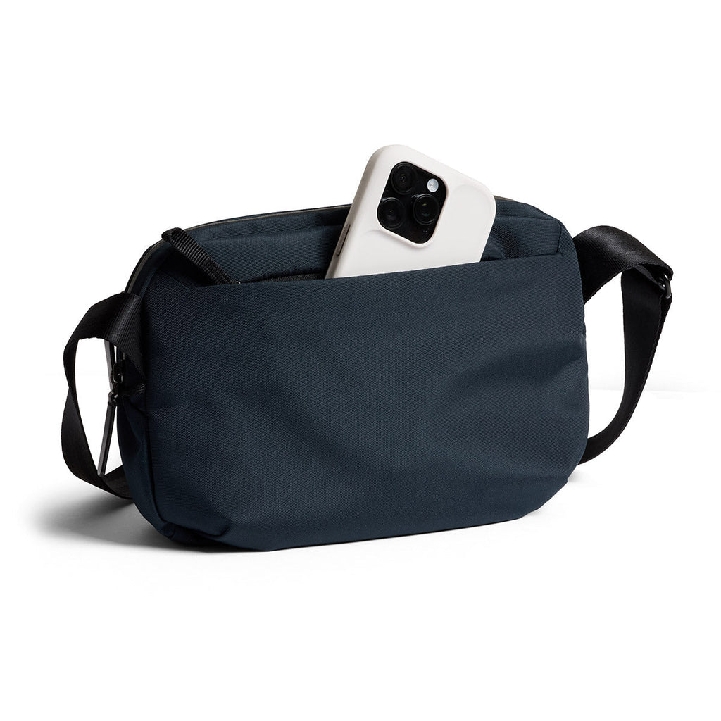 Bellroy Transit Sling 5L in Nightsky