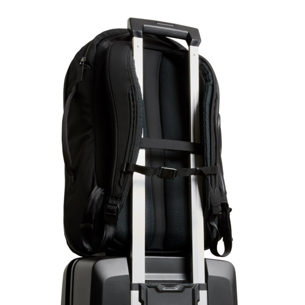 Bellroy Transit Travel Pack Pro in Black
