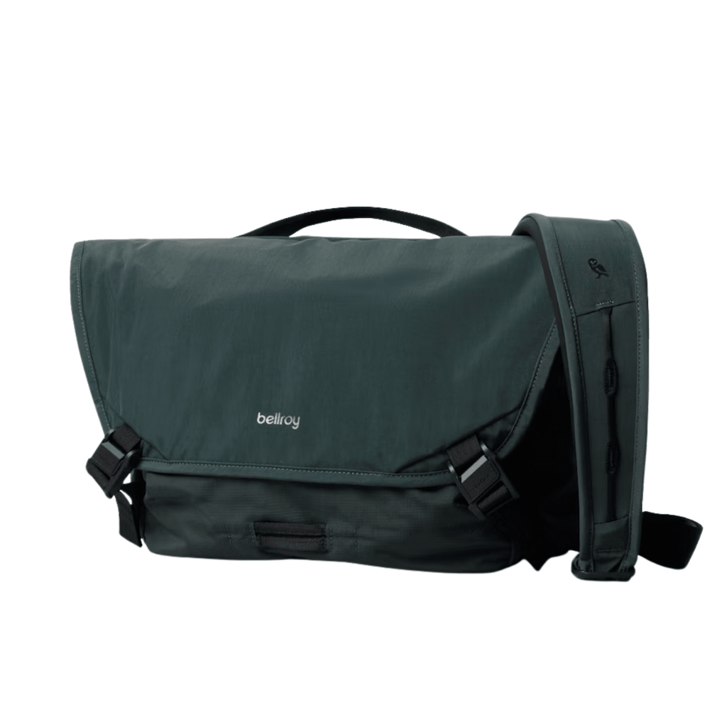 Bellroy Venture Messenger 14” in Deep Ocean