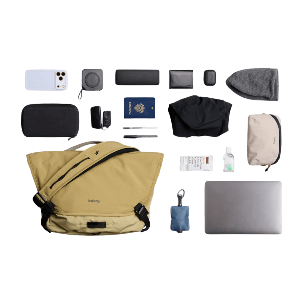 Bellroy Venture Messenger 14” in Safari