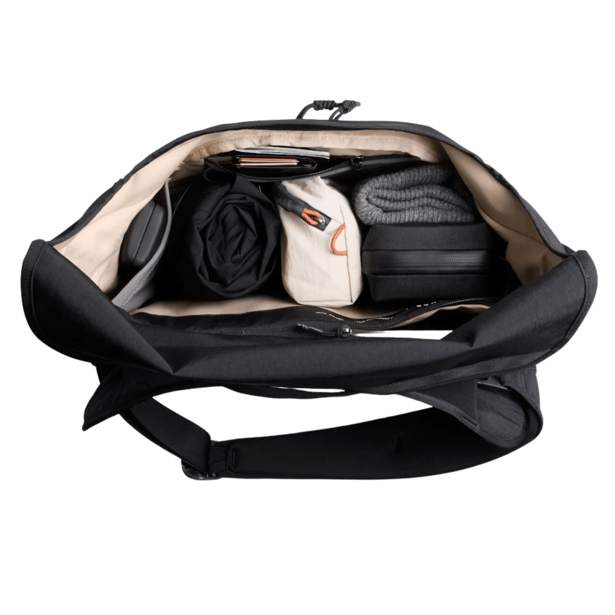 Bellroy Venture Messenger 16” in Black