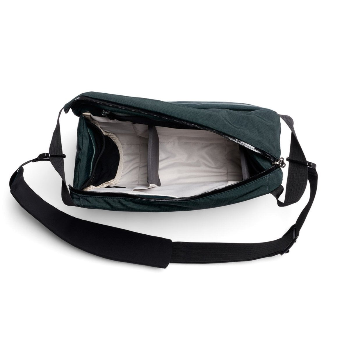 Bellroy Venture Sling 10L in Deep Ocean