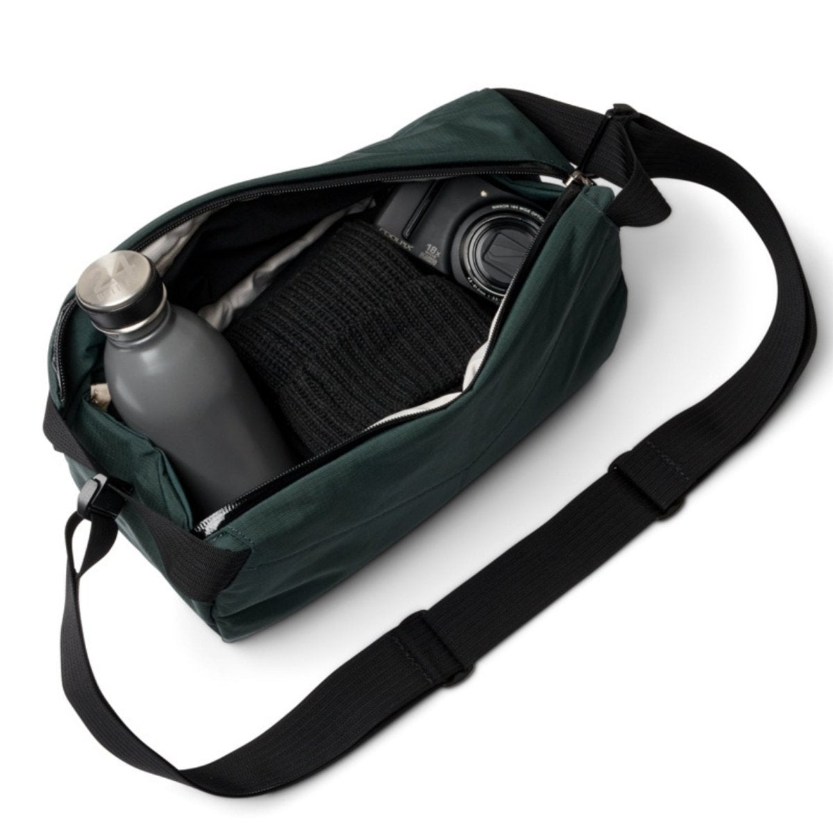 Bellroy Venture Sling 9L in Deep Ocean