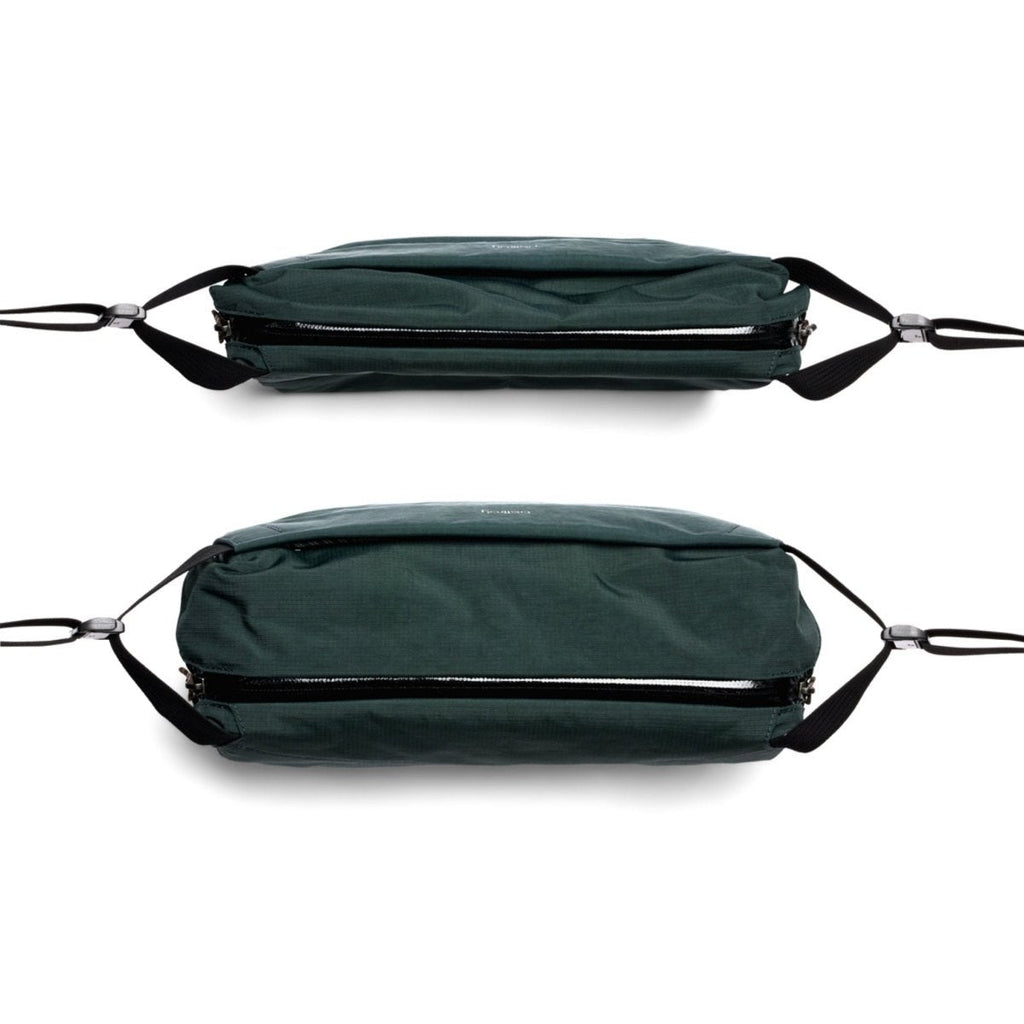 Bellroy Venture Sling 9L in Deep Ocean