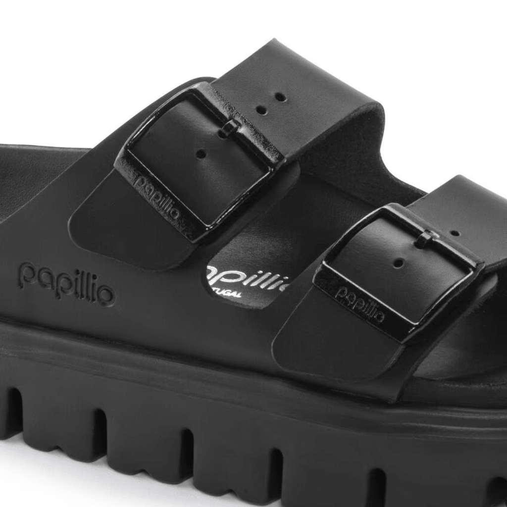 Birkenstock Women's Arizona Chunky Leather in Black