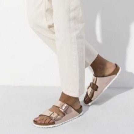 Birkenstock Women's Arizona Softbed Leather in Metallic Copper